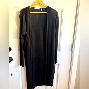 Cyrus (Bloomingdale’s brand) NWT duster (light cardigan) black size large.